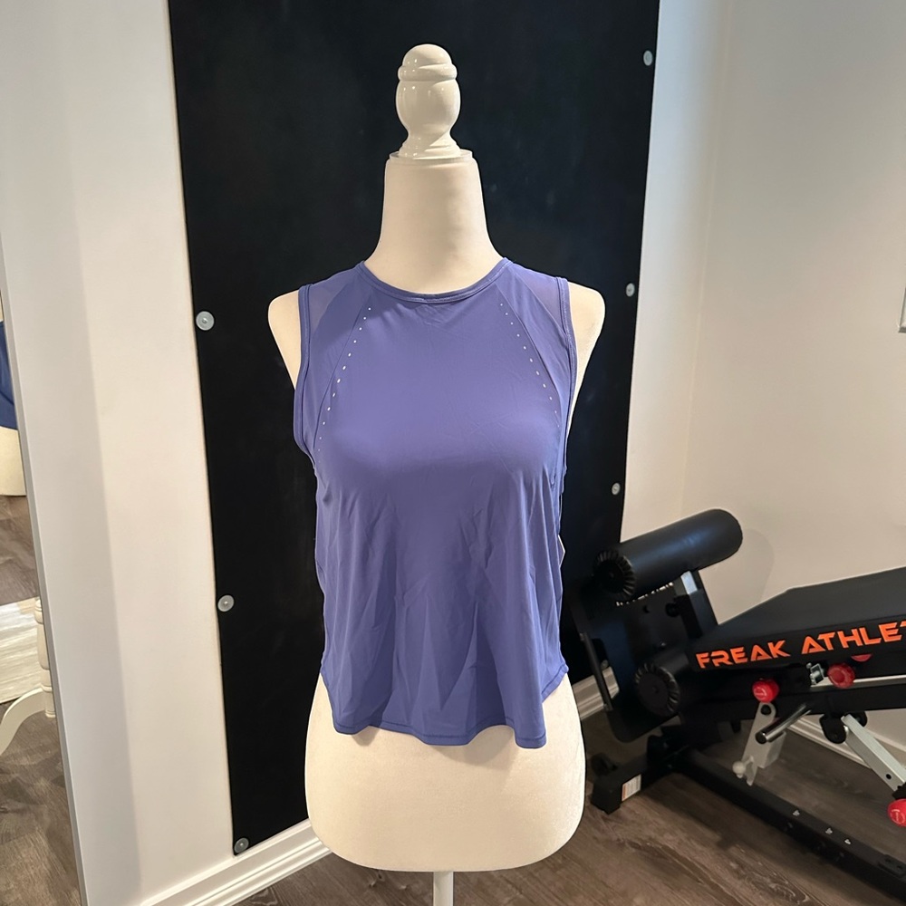 NWT lululemon tank